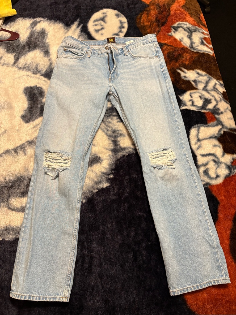 Light Blue Distressed men’s Jeans